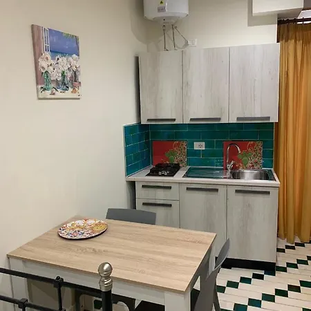 Vitrani's House Appartamento *